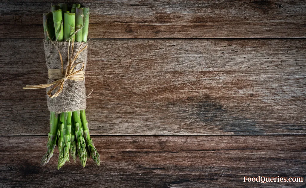 keeping asparagus on the table